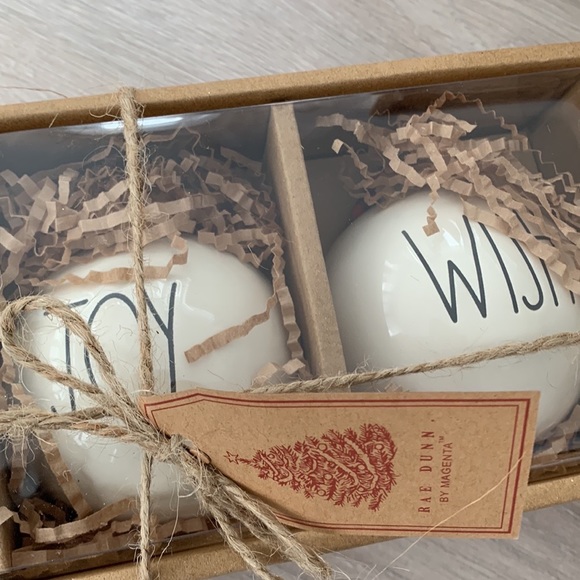 🎄🎄🎄Rae Dunn LOVE JOY WISH black/white ornaments NEW - Picture 4 of 5
